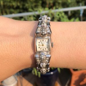 Vintage Ladies Rhinestone Watch 17 Jewels